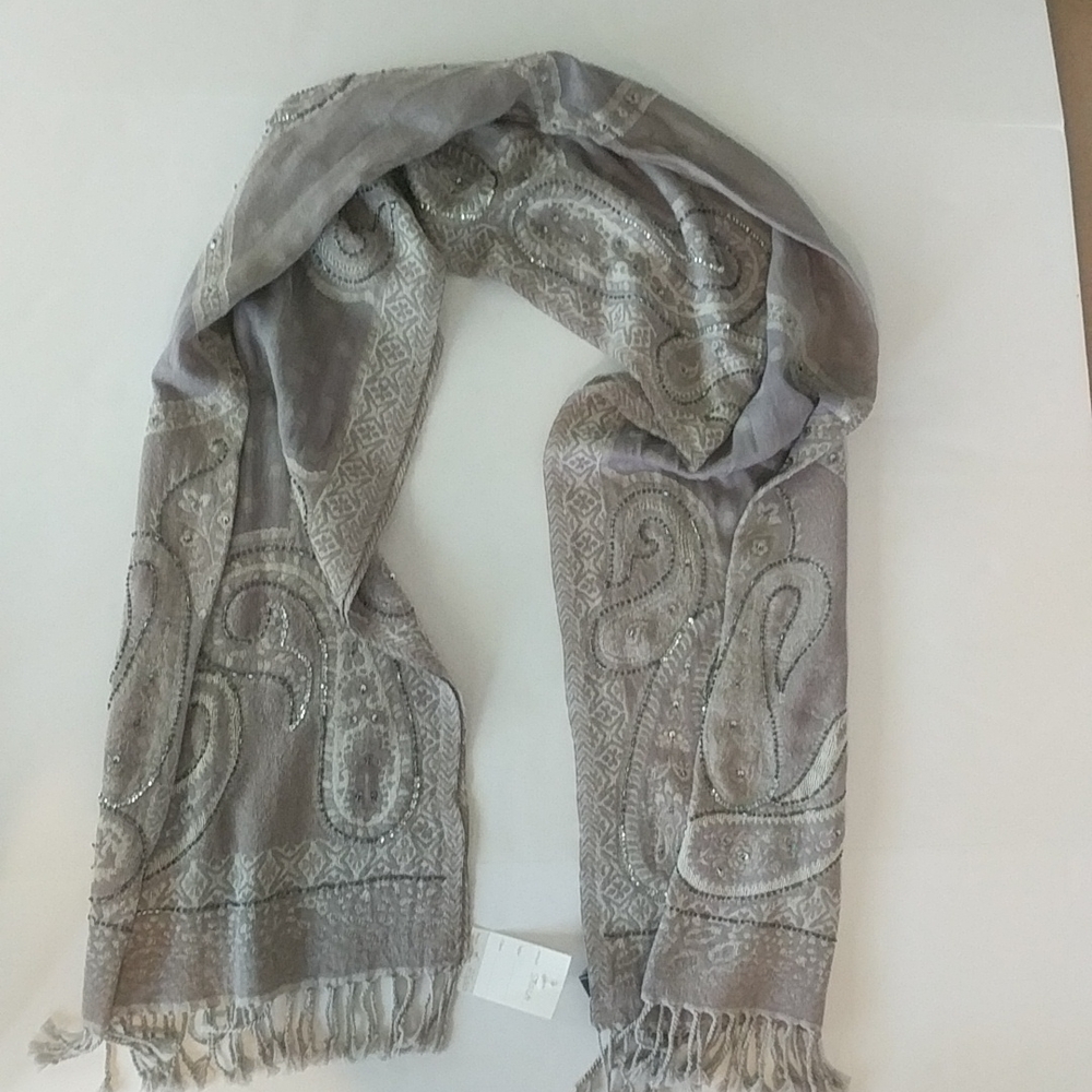 Shawl/wrap - Picture 2 of 6